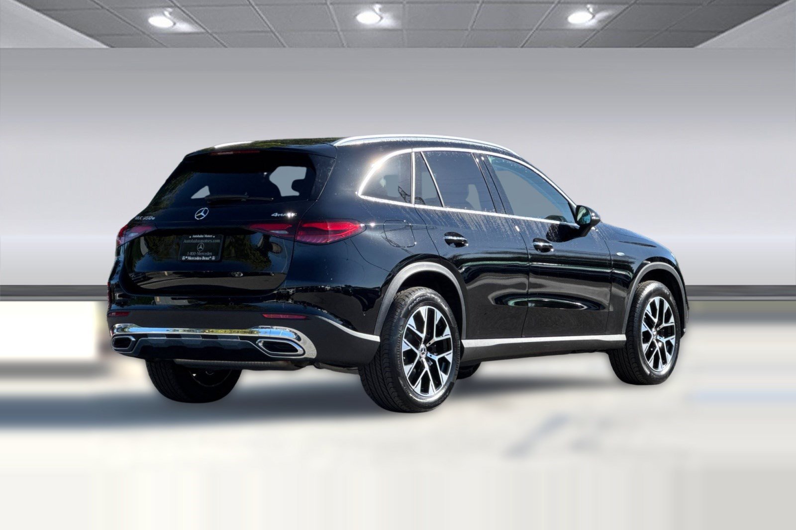 Certified 2025 Mercedes-Benz GLC 350e 4MATIC image 9