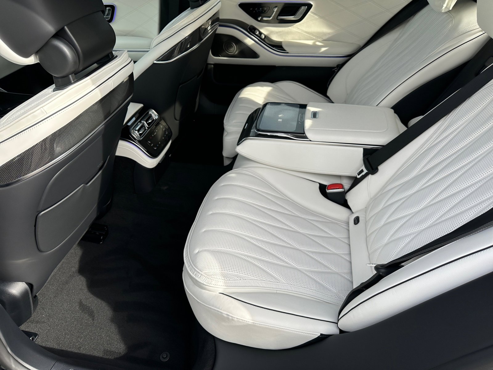 New 2026 Mercedes-Benz S 63 AMG S image 24