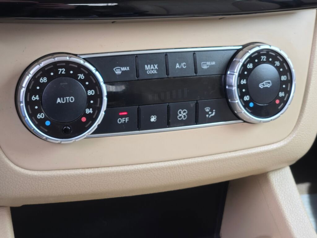 Used 2018 Mercedes-Benz GLE 350 4MATIC image 42