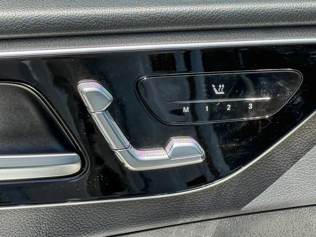Used 2022 Mercedes-Benz C 300 Sedan image 21