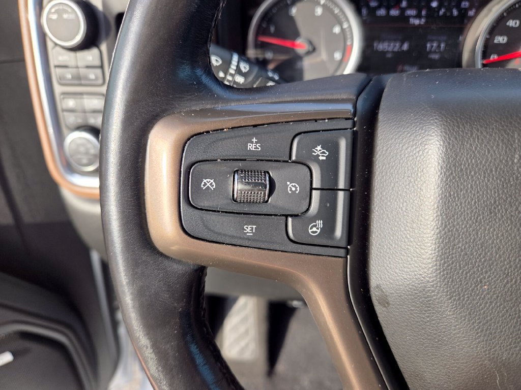 Used 2020 Chevrolet Silverado 2500 High Country w/ Safety Package II AWD/4WD image 32