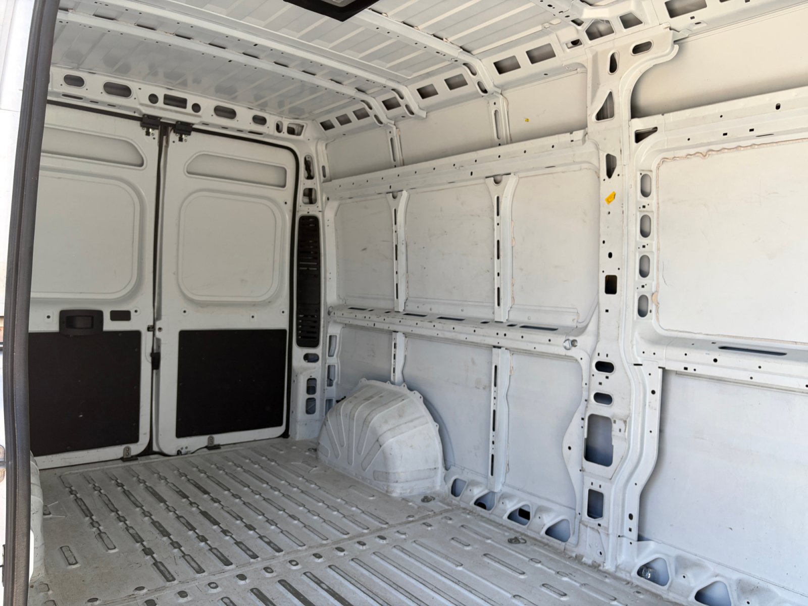 Used 2023 RAM ProMaster 2500 FWD image 26