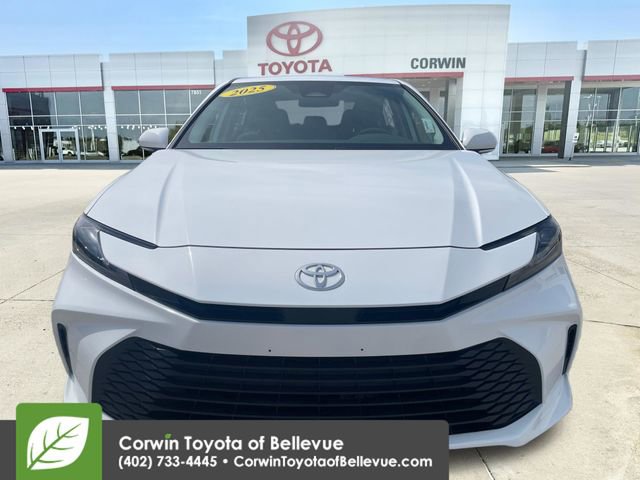 Used 2025 Toyota Camry LE FWD image 8