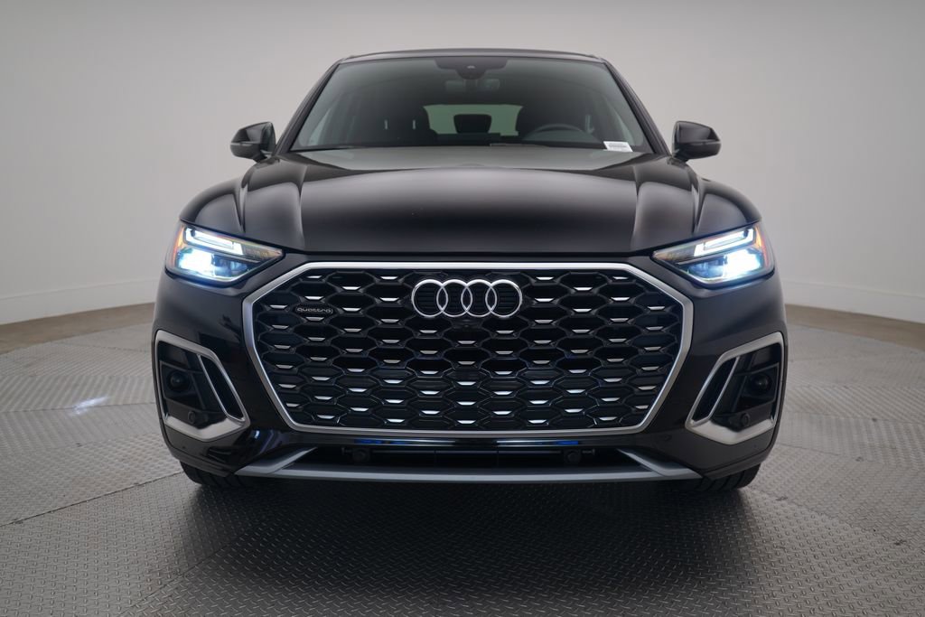 Used 2023 Audi Q5 2.0T Premium w/ Convenience Package image 5