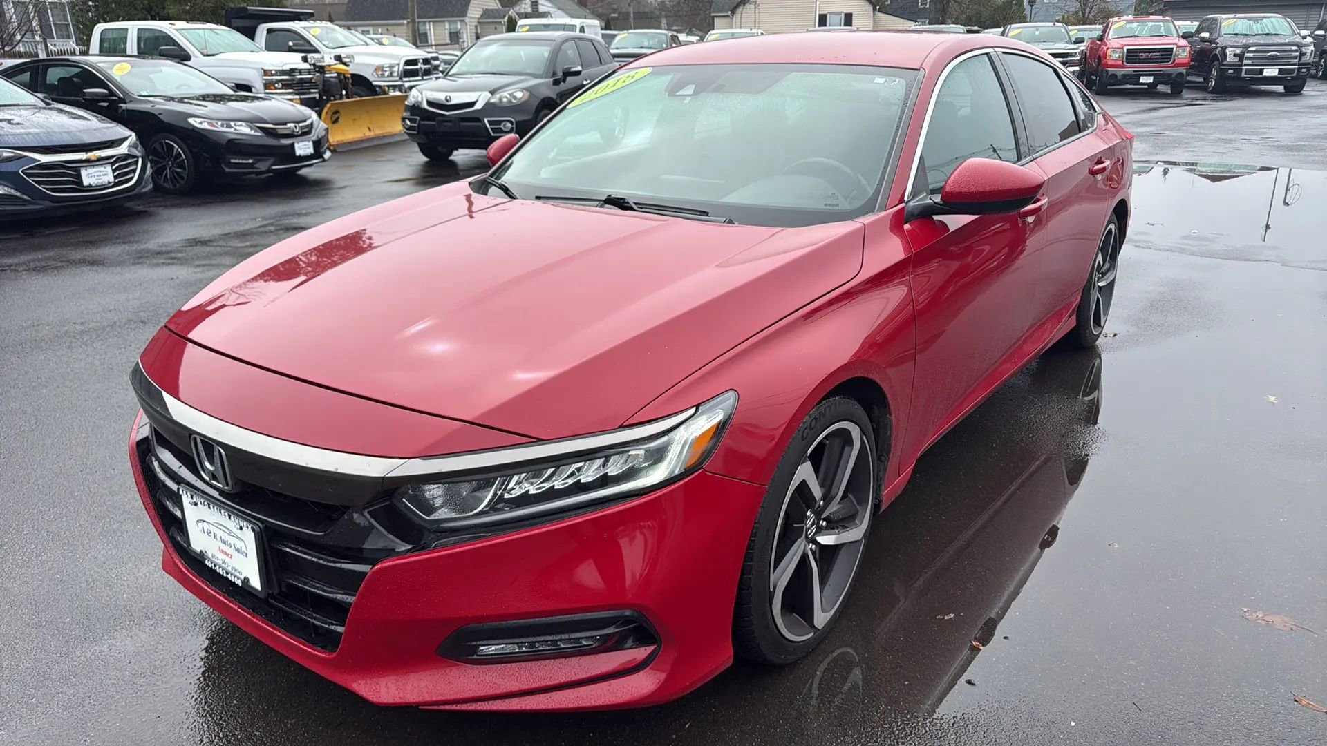 Used 2018 Honda Accord Sport image 3