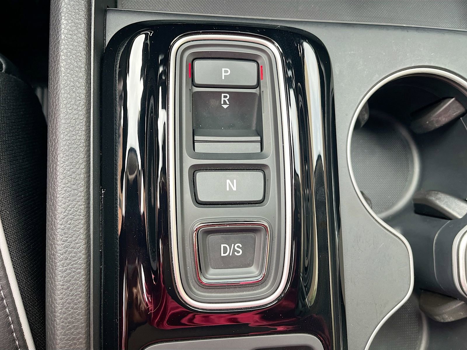 Used 2025 Honda Pilot Elite image 17