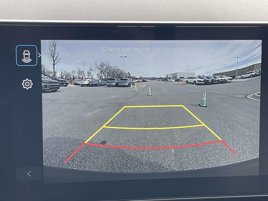 Certified 2025 Hyundai Santa Cruz SEL image 16