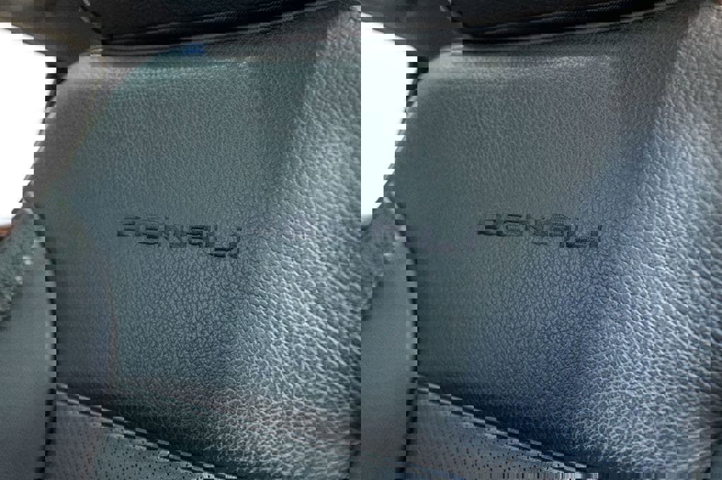 Used 2022 GMC Sierra 1500 Denali w/ Denali Reserve Package image 7