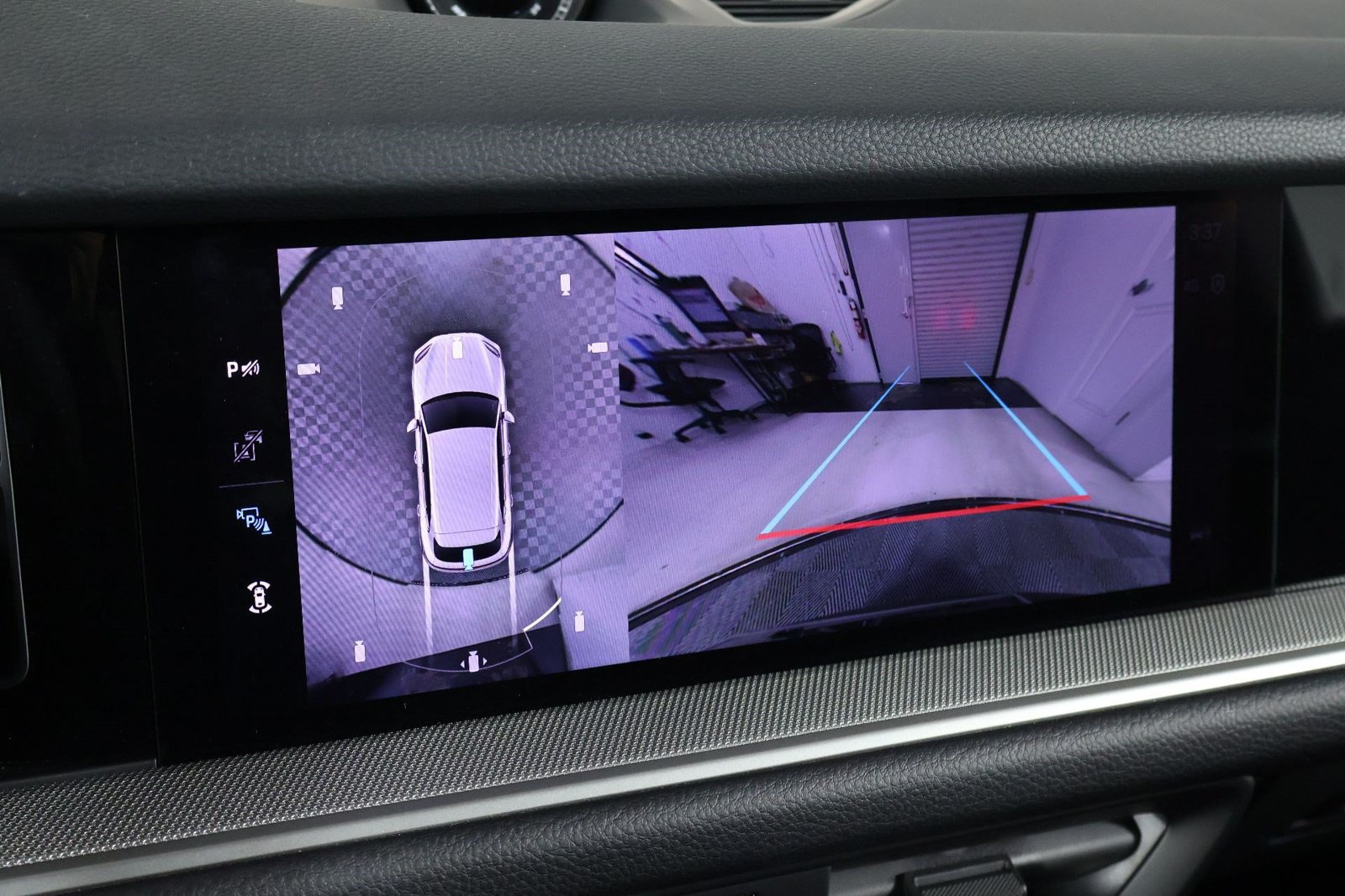 Certified 2026 Porsche Cayenne AWD/4WD image 17