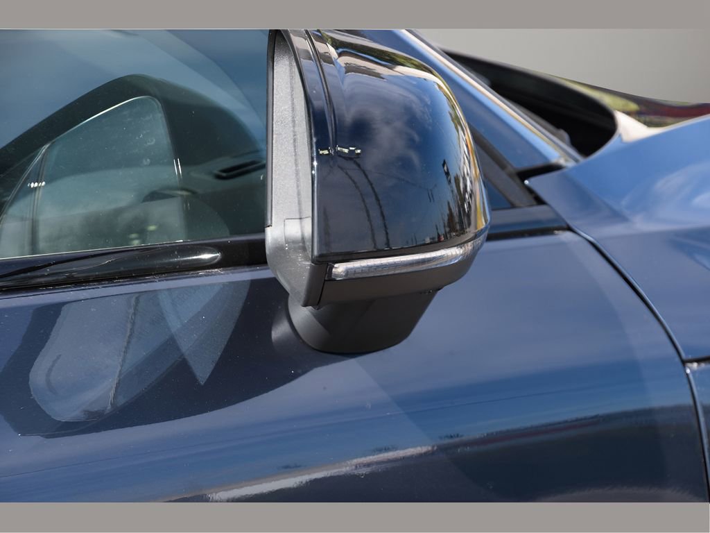 New 2026 Volvo XC40 B5 Ultra w/ Protection Package Premier image 37