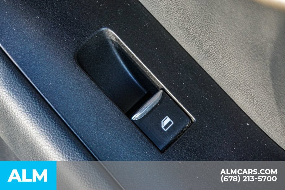 Used 2025 Ford Explorer Active RWD image 56