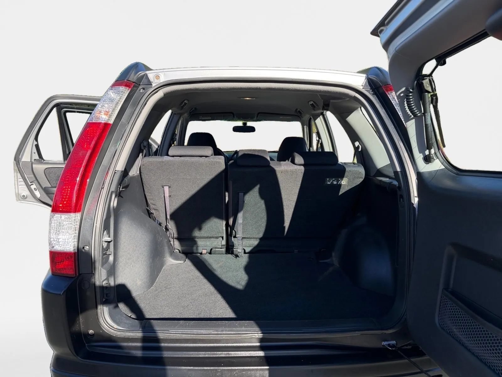 Used 2006 Honda CR-V LX image 10