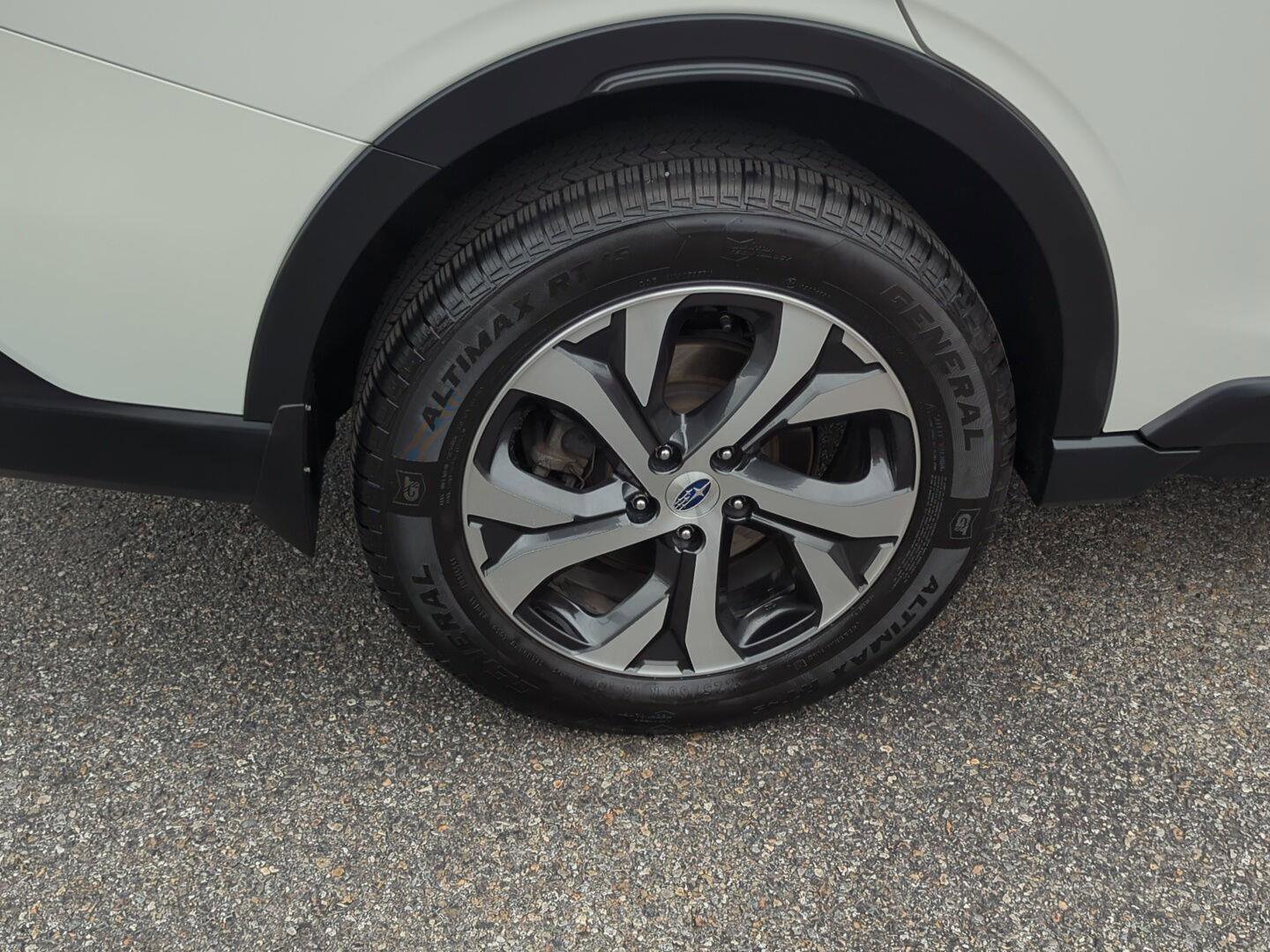 Used 2022 Subaru Outback Limited w/ Popular Package #2 image 9