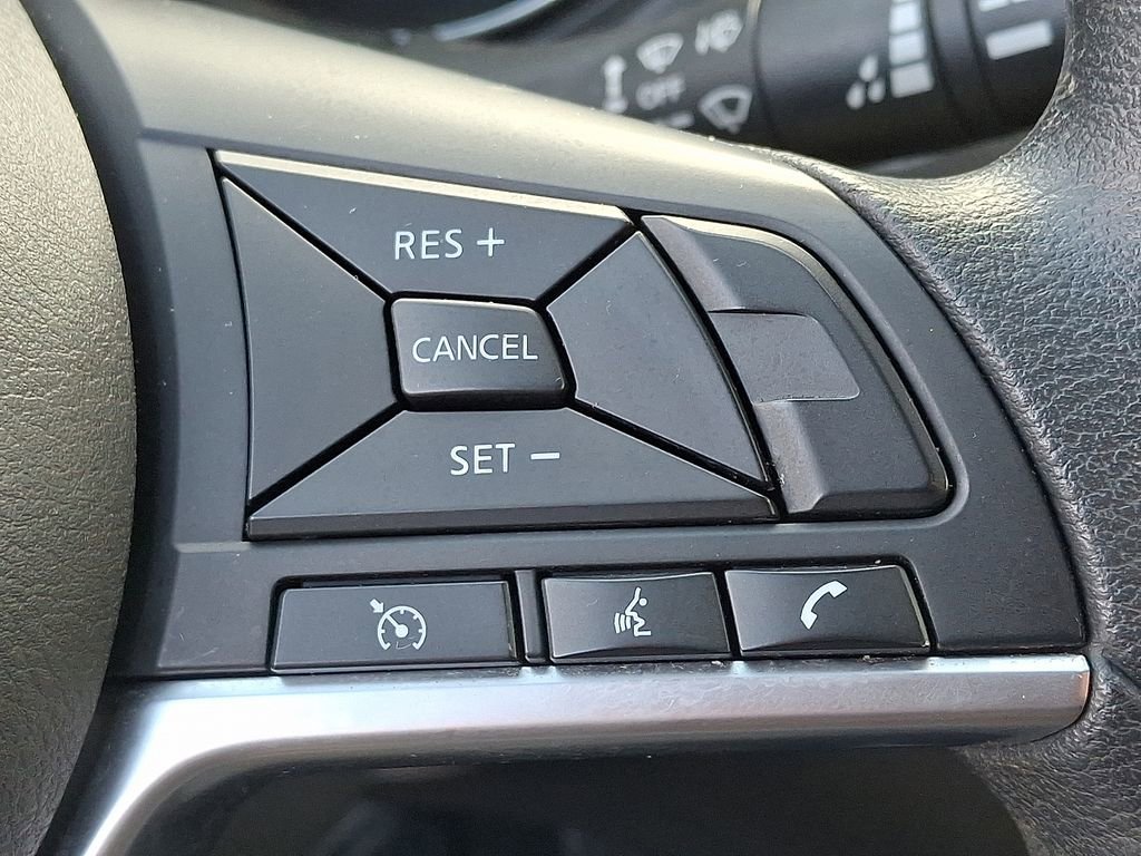 Used 2019 Nissan Rogue Sport SV image 22