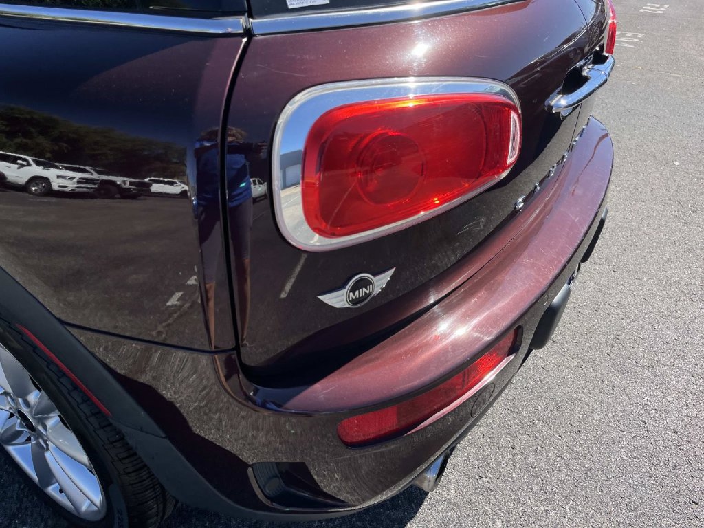 Used 2016 MINI Cooper Clubman S FWD image 11