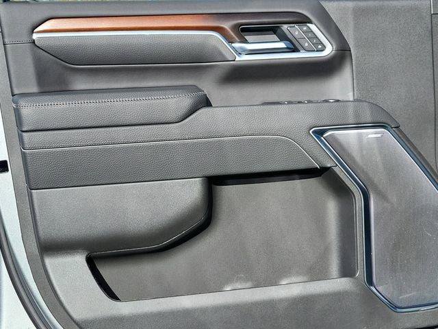 New 2026 GMC Sierra 2500 Denali w/ Denali Reserve Package image 9