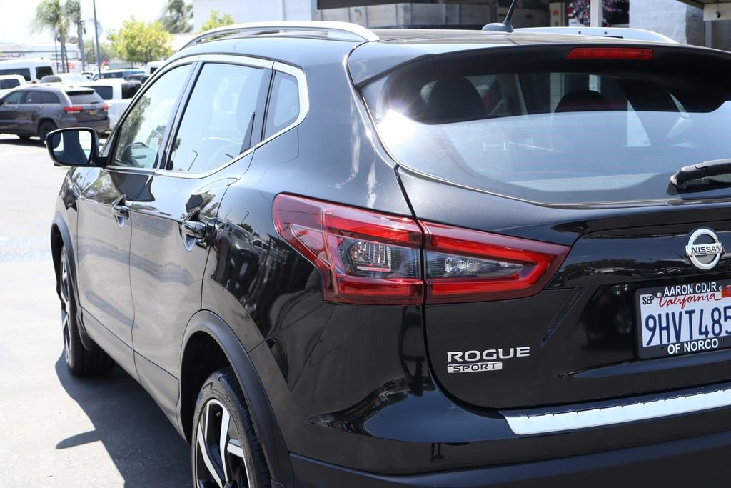 Used 2022 Nissan Rogue Sport SL w/ Premium Package AWD/4WD image 16