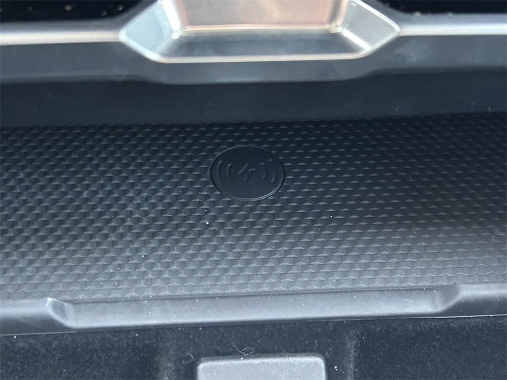 Used 2023 Land Rover Range Rover SE image 35