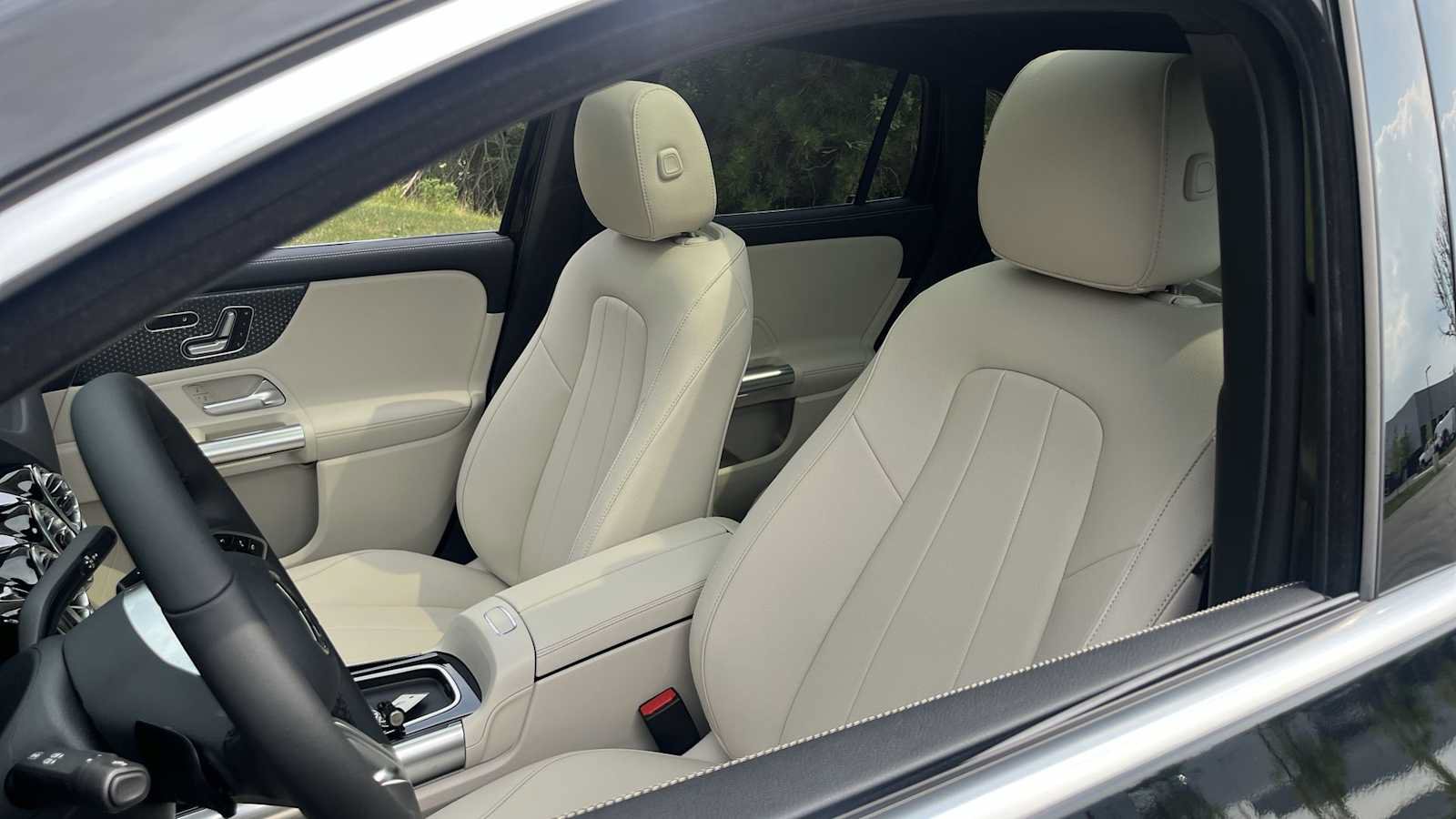 New 2026 Mercedes-Benz GLA 250 4MATIC image 30