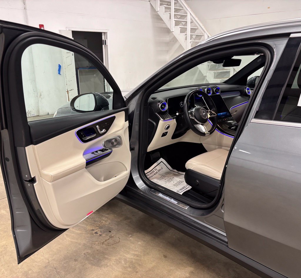 Used 2023 Mercedes-Benz GLC 300 image 21