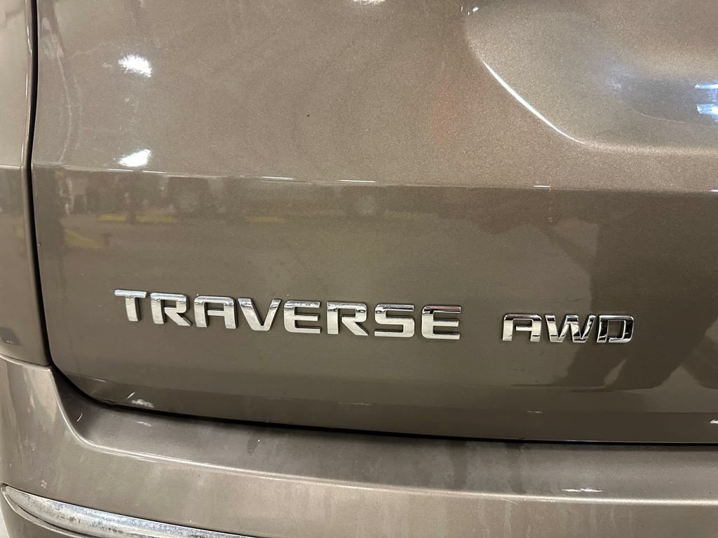 Certified 2020 Chevrolet Traverse High Country w/ LPO, Floor Liner Package AWD/4WD image 38