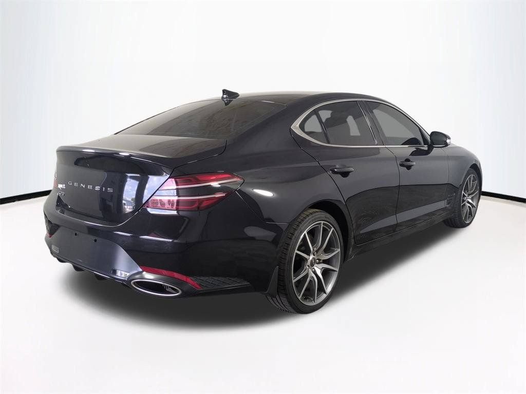 Used 2023 Genesis G70 3.3T RWD image 5