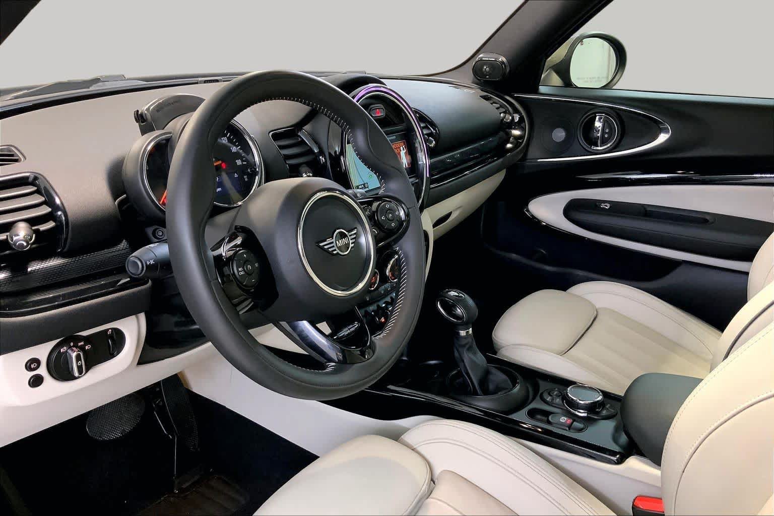 Used 2019 MINI Cooper Clubman S w/ Starlight Blue Edition FWD image 17