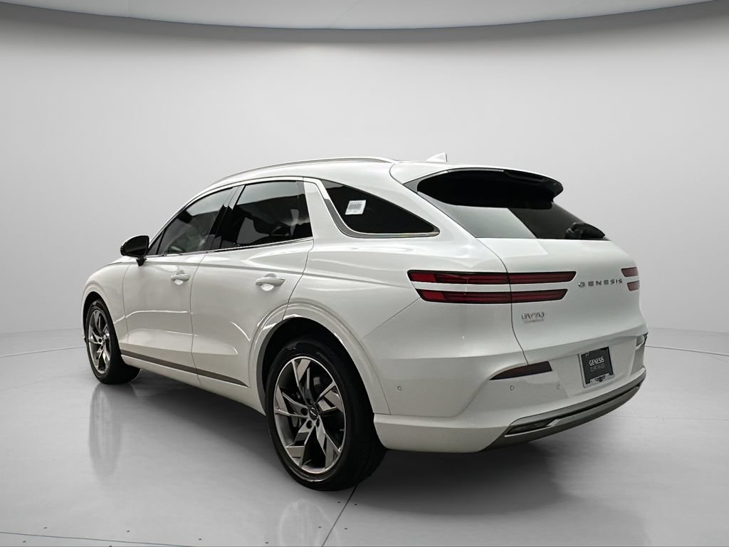 Certified 2025 Genesis Electrified GV70 AWD/4WD image 4
