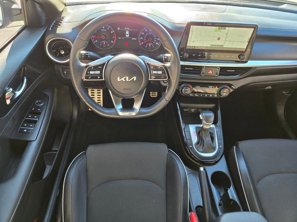 Used 2023 Kia Forte GT-Line image 15