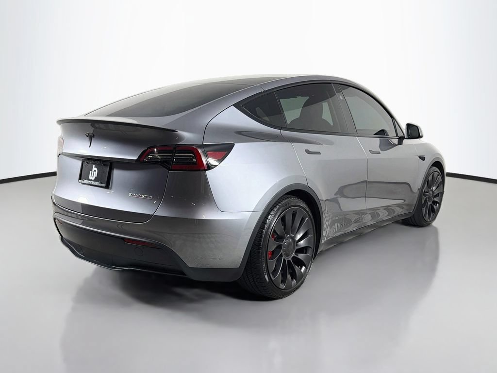 Used 2024 Tesla Model Y Performance AWD/4WD image 5