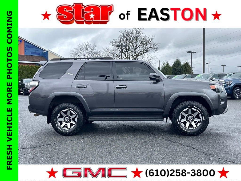 Used 2019 Toyota 4Runner TRD Off-Road image 3