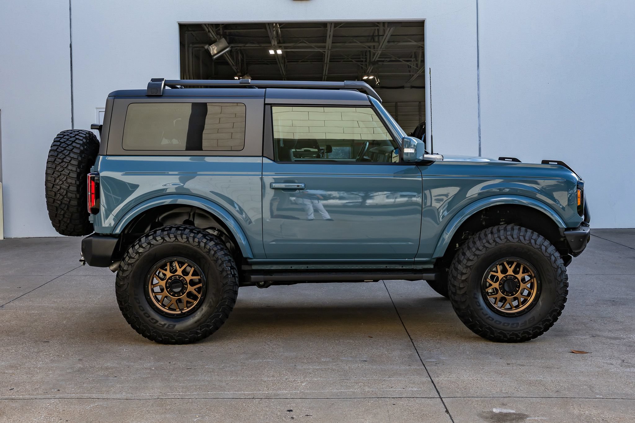 Used 2022 Ford Bronco Outer Banks AWD/4WD image 10