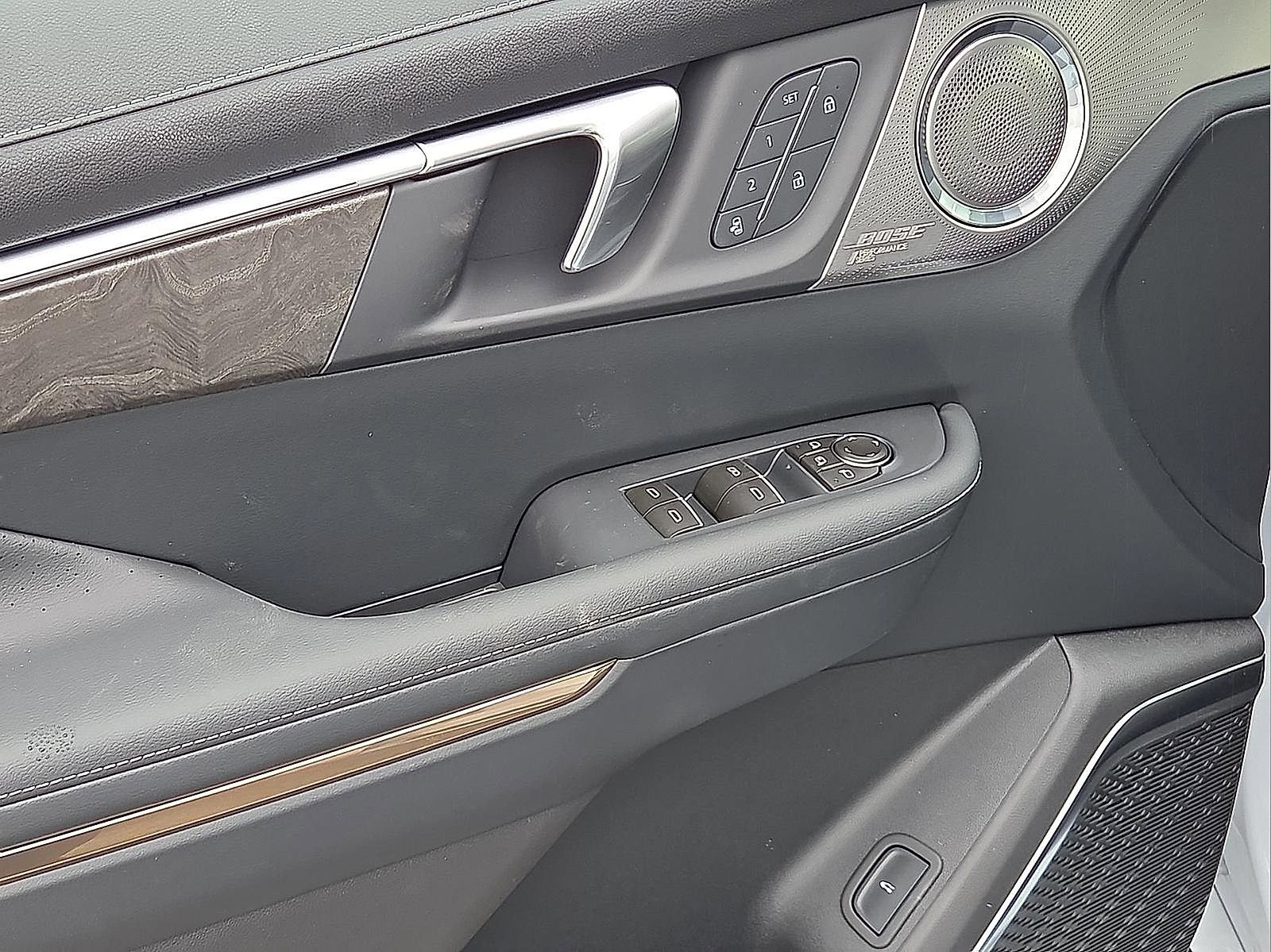 New 2026 Buick Enclave Avenir image 15