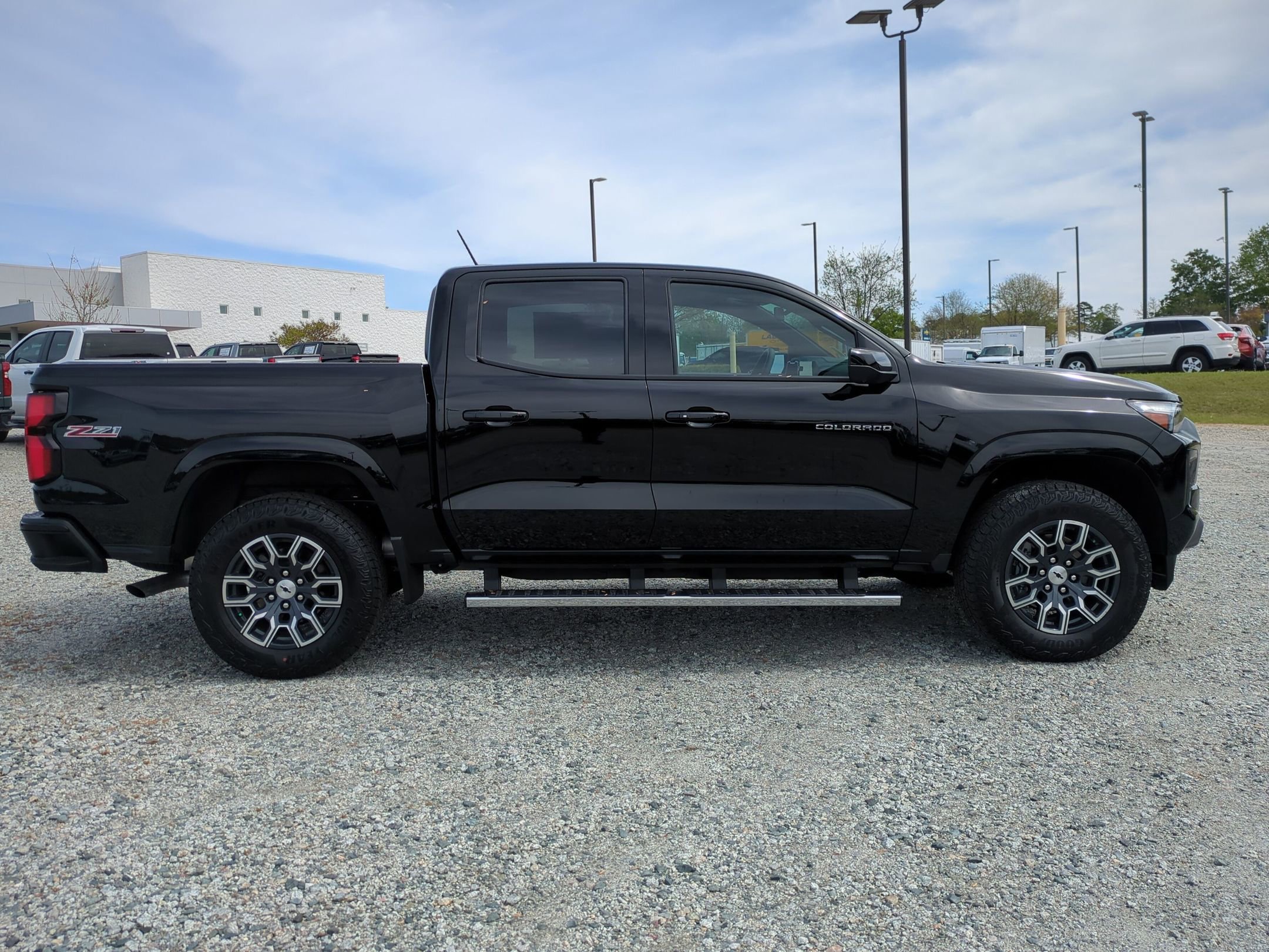 Certified 2026 Chevrolet Colorado Z71 w/ Technology Package AWD/4WD image 10