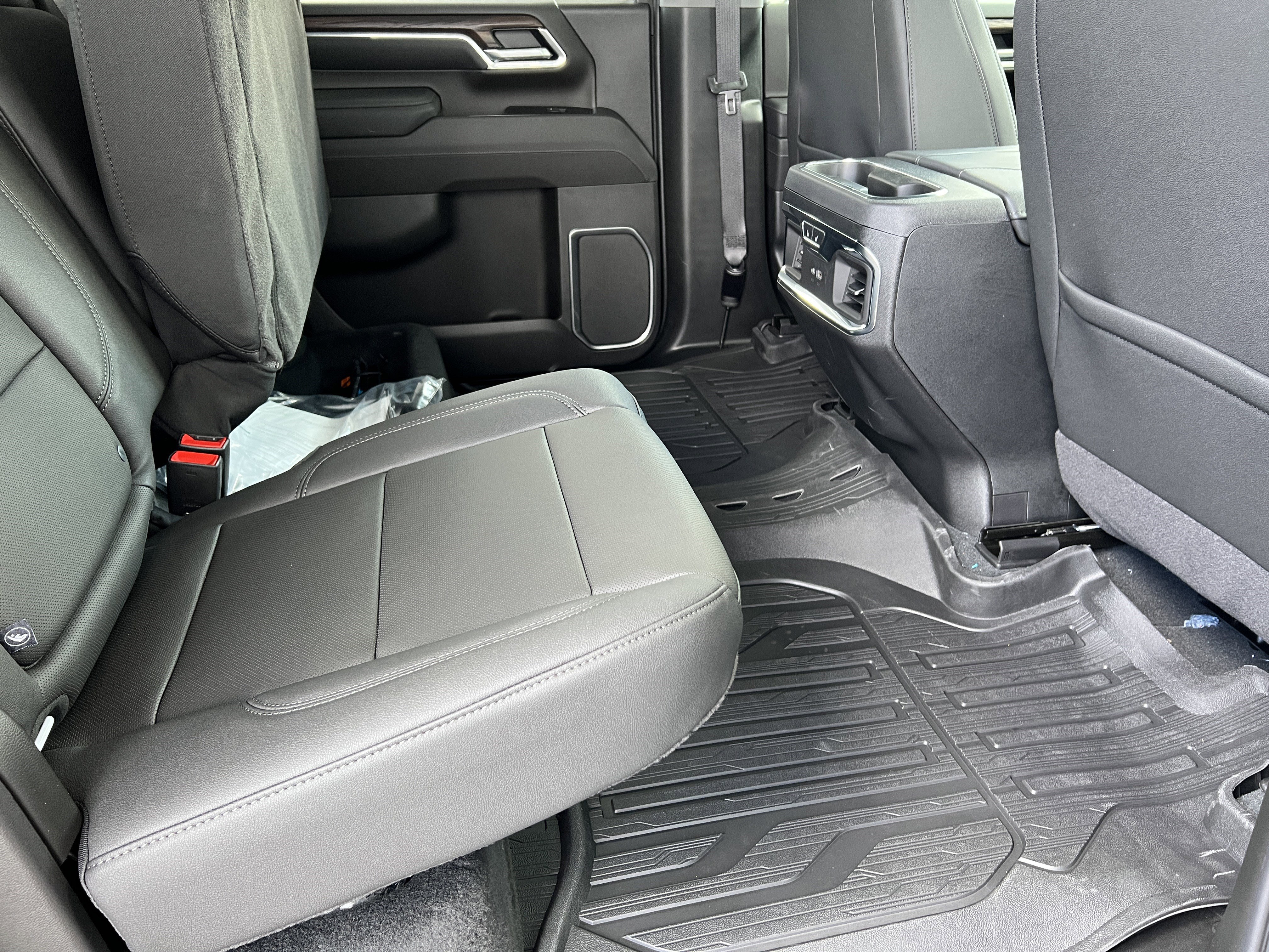 New 2026 GMC Sierra 2500 SLT w/ SLT Premium Package AWD/4WD image 19