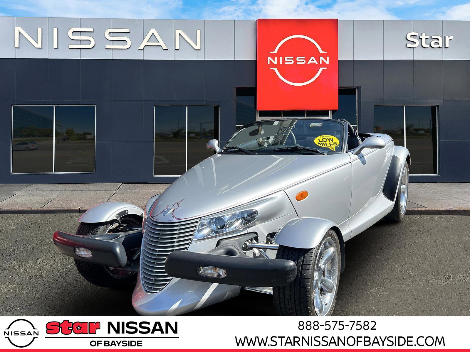 Used 2000 Plymouth Prowler image 3