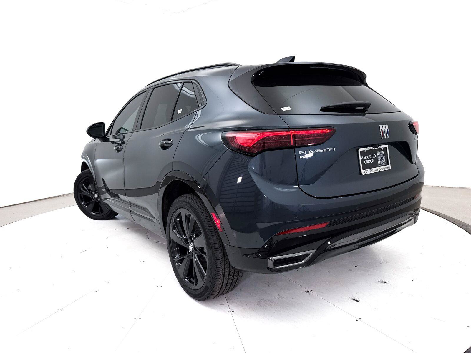 Used 2026 Buick Envision Sport Touring AWD/4WD image 2