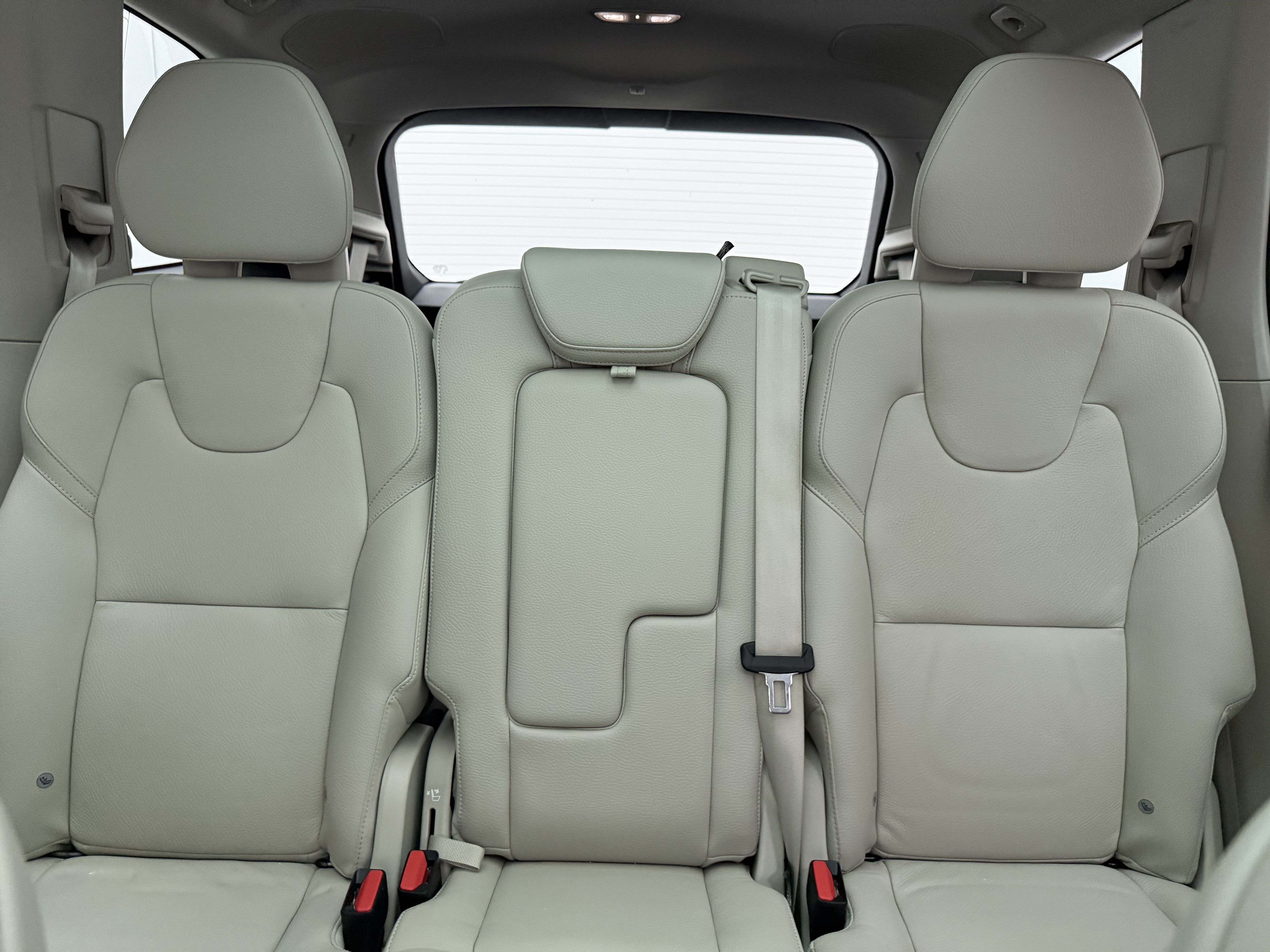 Certified 2023 Volvo XC90 B6 Plus w/ Protection Package Premier AWD/4WD image 24