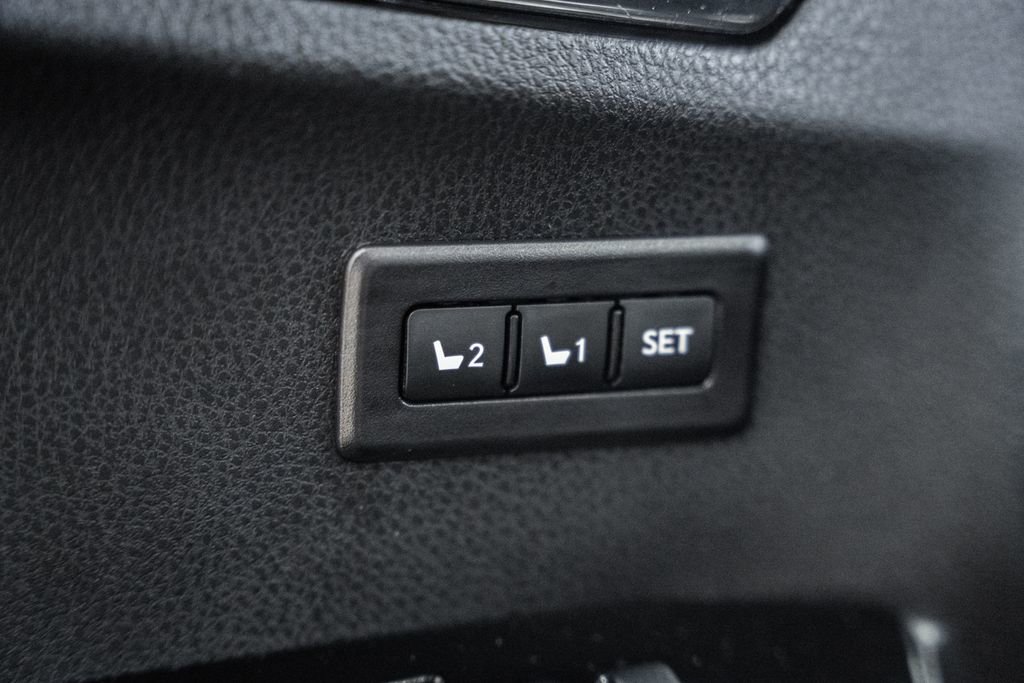 Used 2016 Toyota RAV4 Limited w/ Advanced Technology Package image 36