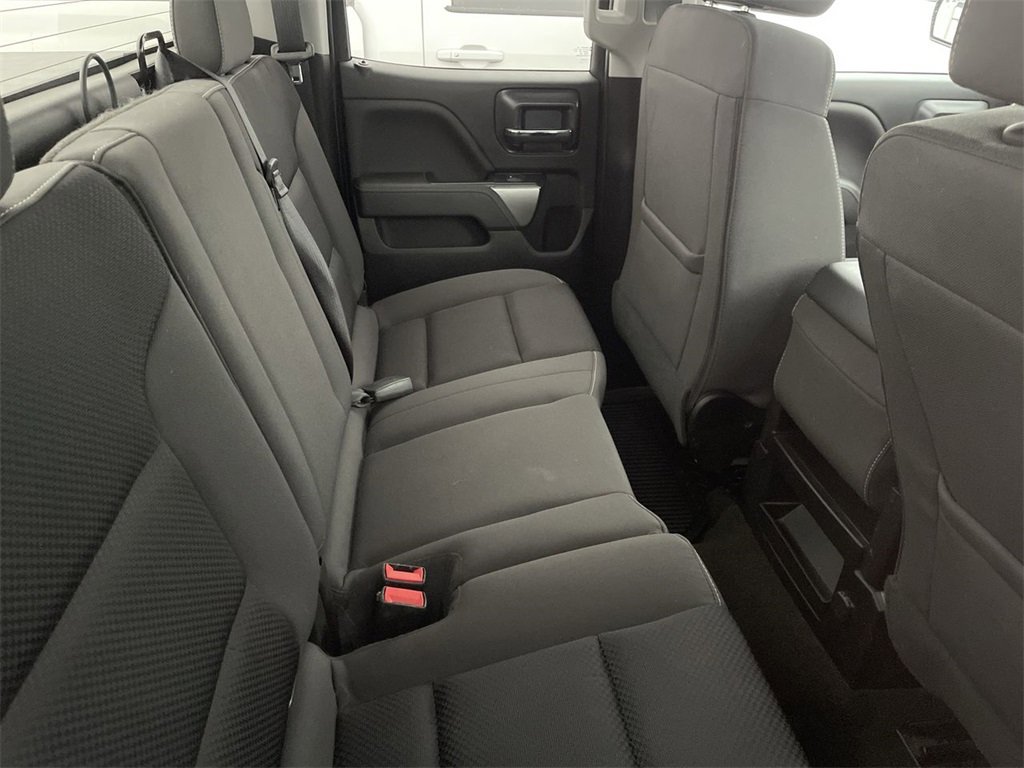 Used 2018 Chevrolet Silverado 1500 LT w/ All Star Edition image 10