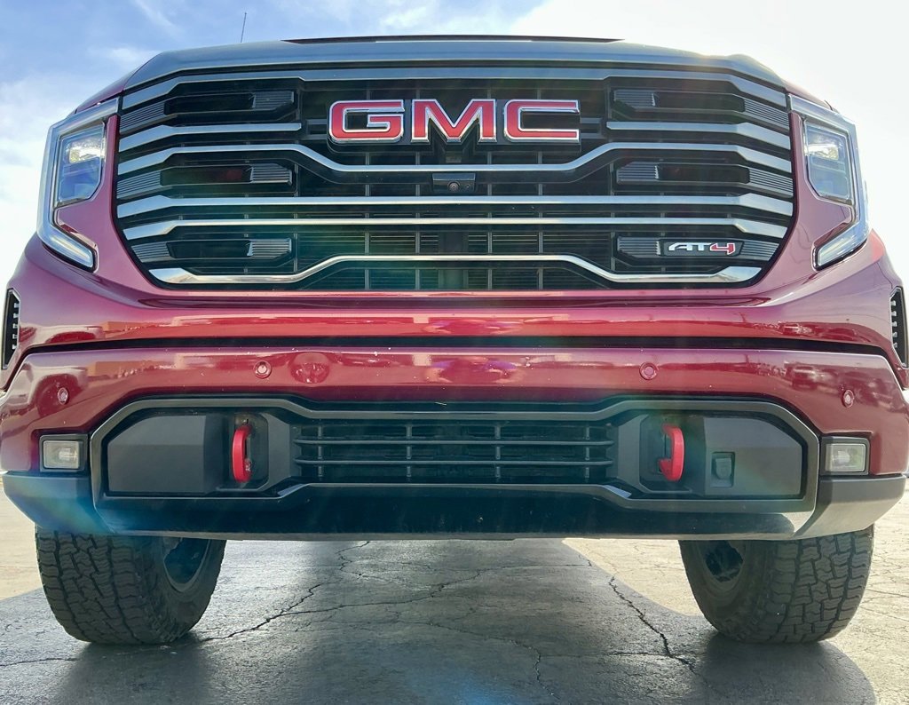 Used 2023 GMC Sierra 1500 AT4 w/ AT4 Premium Package image 9