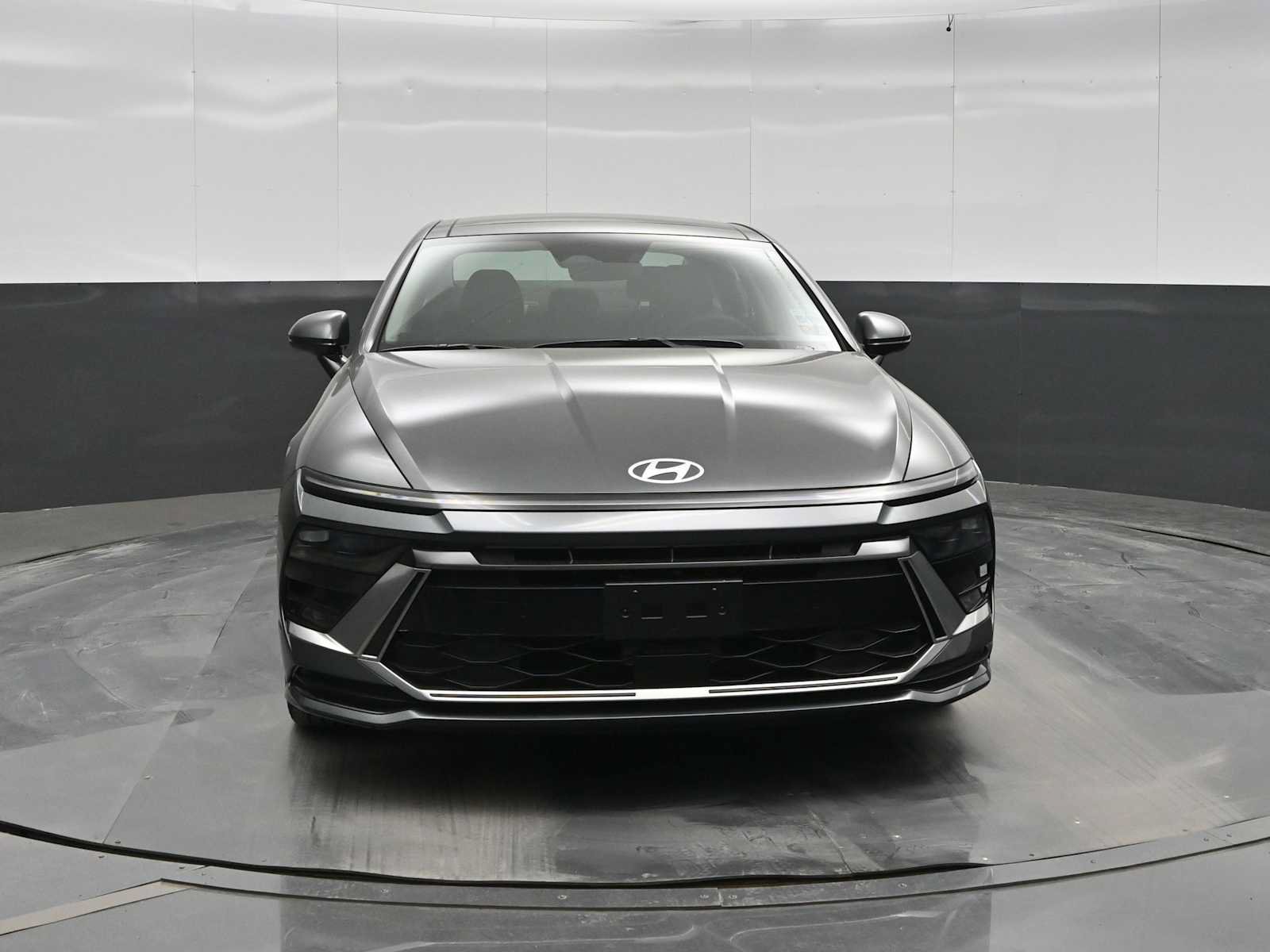 New 2026 Hyundai Sonata SEL FWD image 2