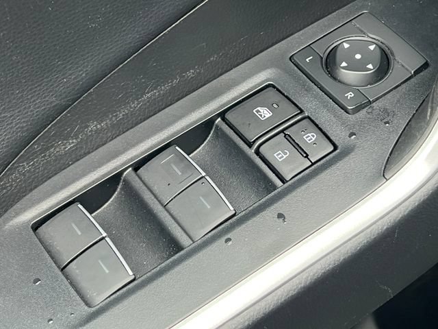Used 2022 Toyota RAV4 Limited AWD/4WD image 16