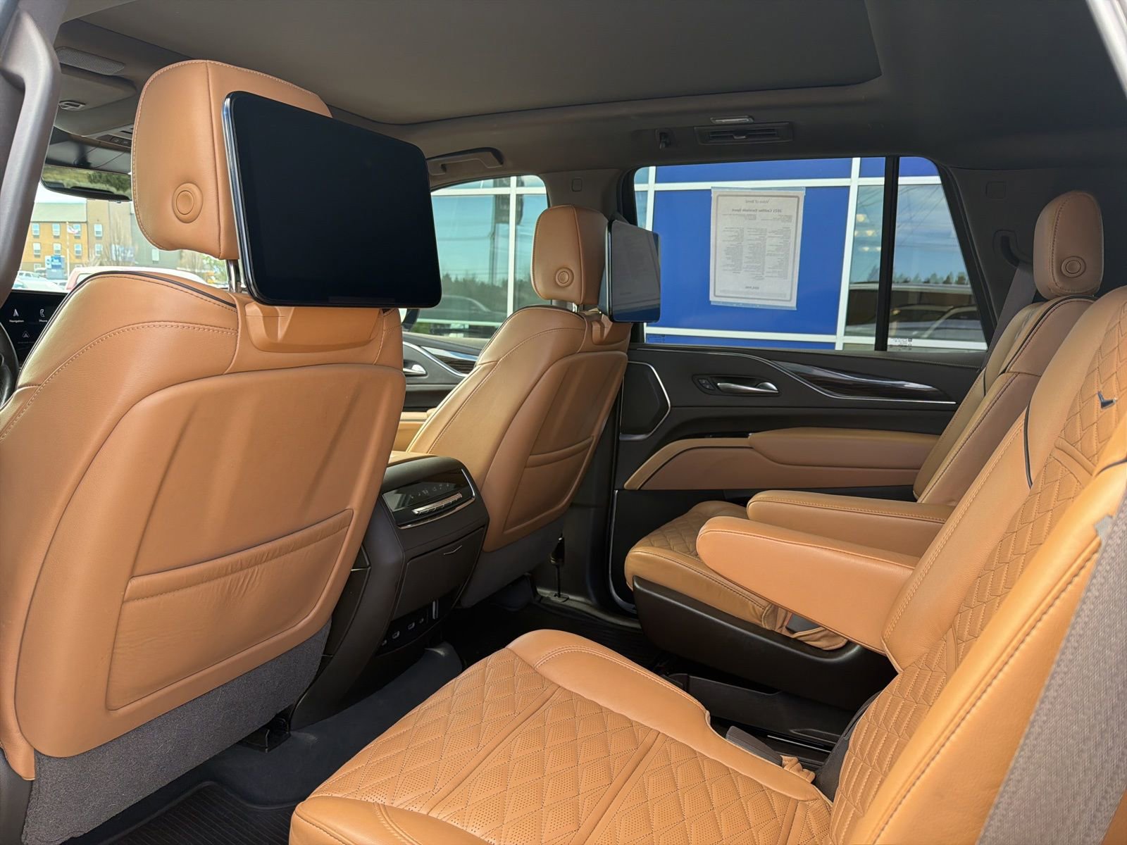 Used 2021 Cadillac Escalade Sport w/ Driver Assist Tech Package AWD/4WD image 18