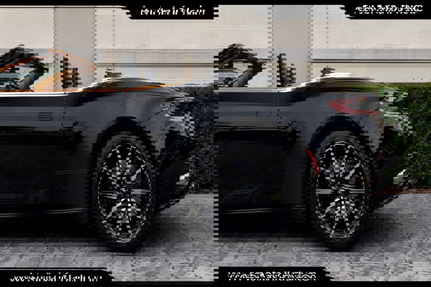 Used 2019 Aston Martin DB11 Volante image 37