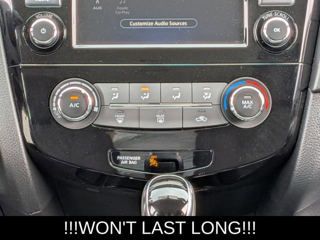 Used 2019 Nissan Rogue SV FWD image 27