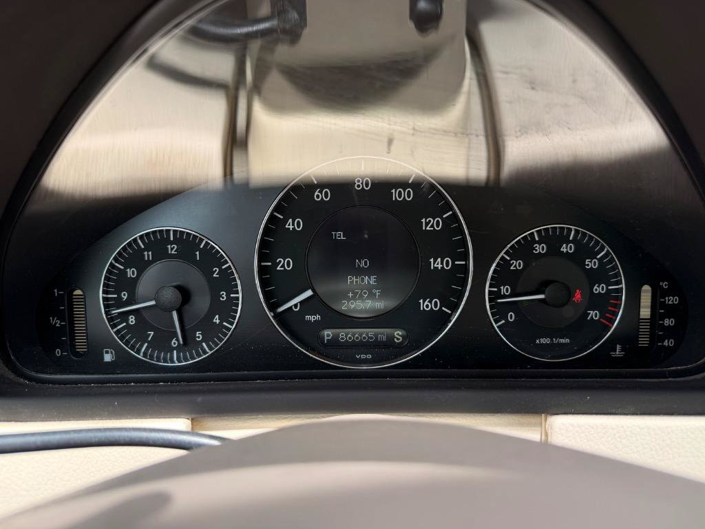 Used 2007 Mercedes-Benz CLK 350 Cabriolet image 3