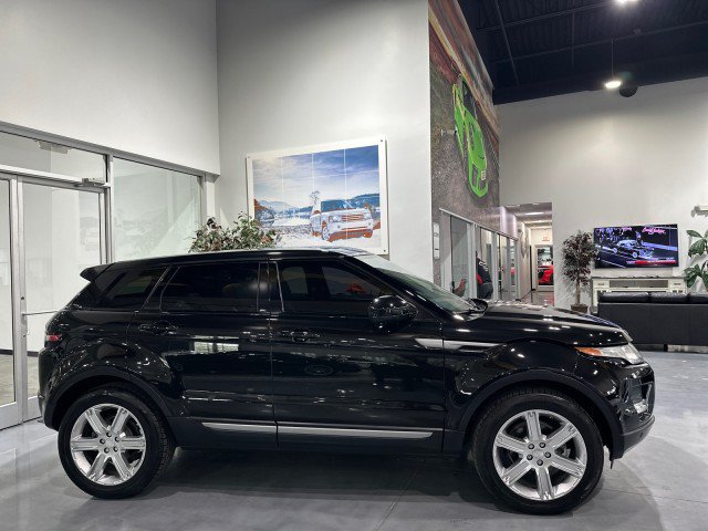 Used 2015 Land Rover Range Rover Evoque Pure Plus AWD/4WD image 25