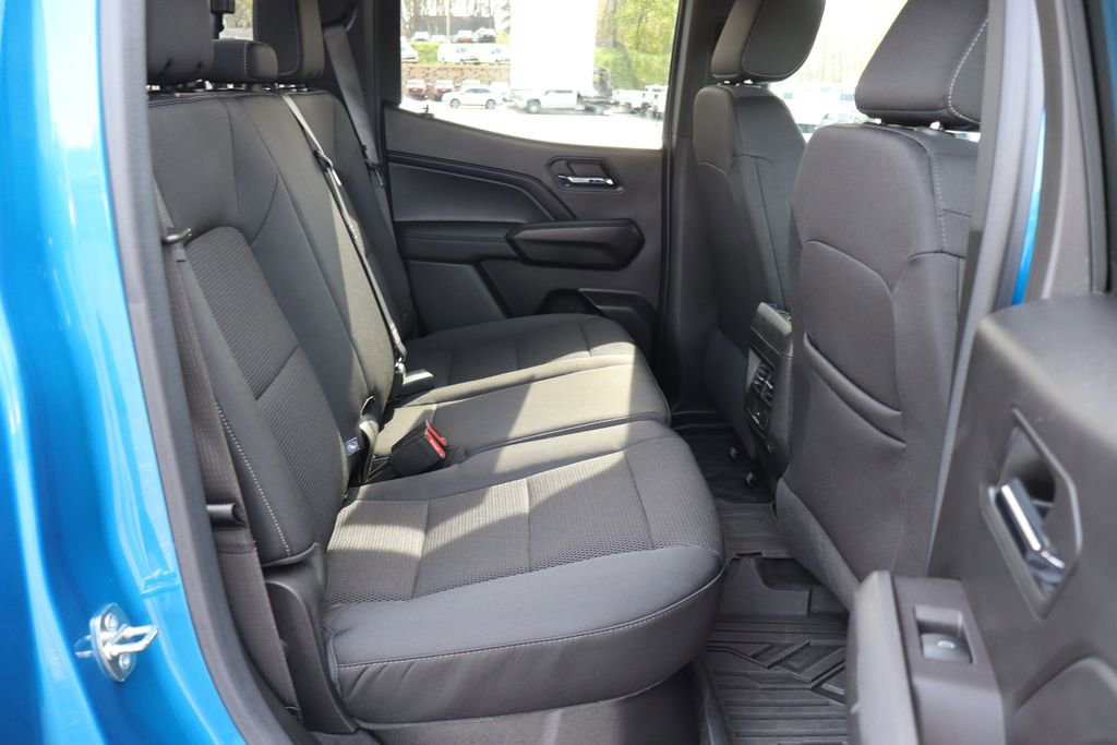 Used 2023 Chevrolet Colorado LT w/ LT Convenience Package II AWD/4WD image 20