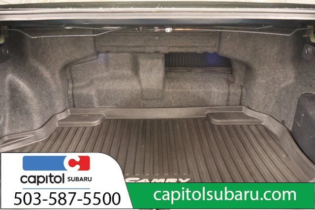 Used 2017 Toyota Camry XLE w/ Moonroof Package FWD image 28